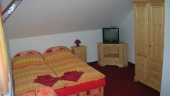 26_40_1276168104_532921_max