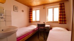 15_40_1285224429_915012_max